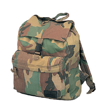 CANVAS DAYPACK - WOODLAND CAMO